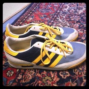 Adidas low top sneakers size 10.5 tan/blue/yellow